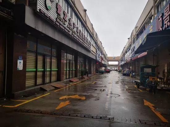 生存之上,疫情之下:等待中的海鲜批发商们 生活思索 第4张 生存之上,疫情之下:等待中的海鲜批发商们 生活思索 第4张